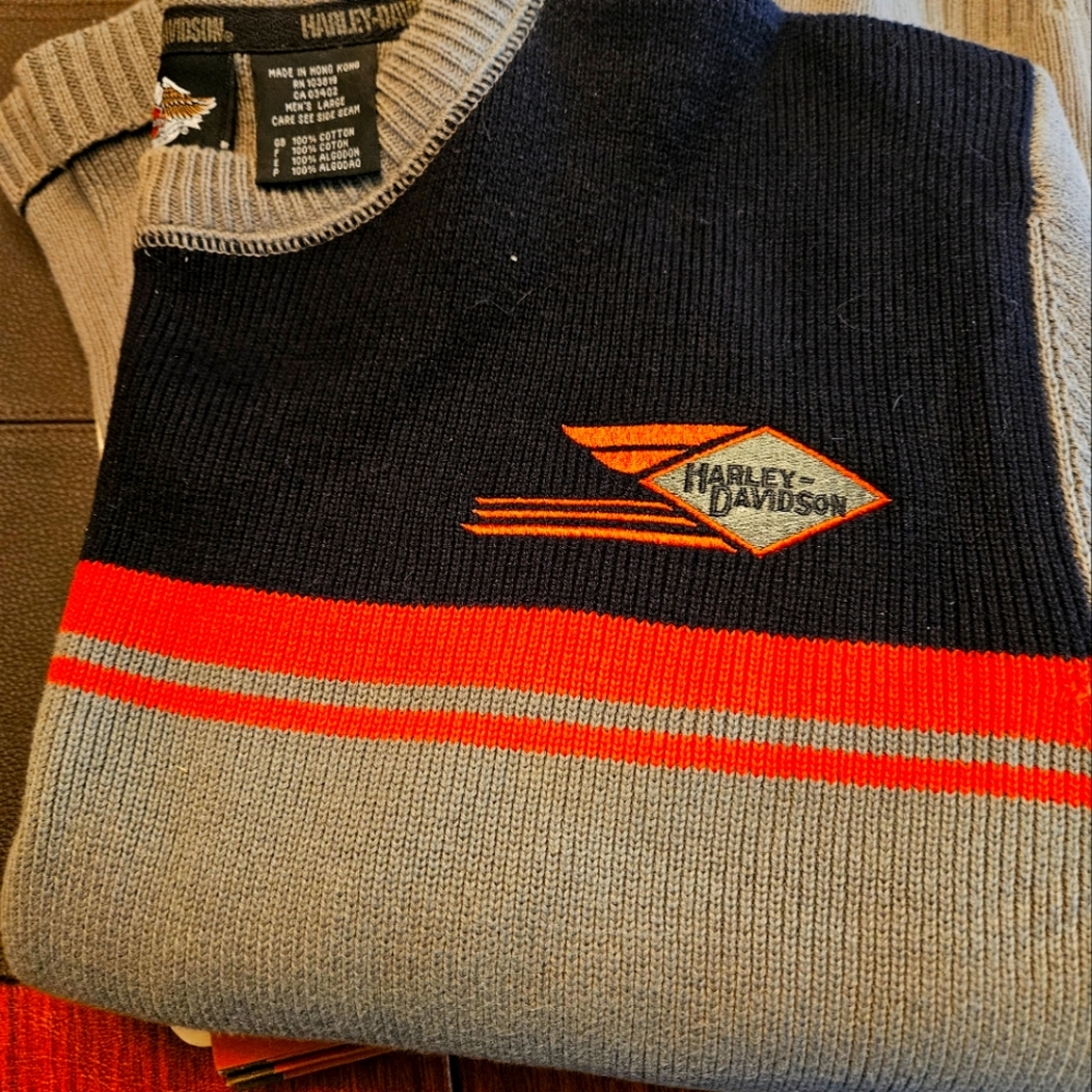 Beautiful multi colored all cotton Harley Davidson sweater size Large
